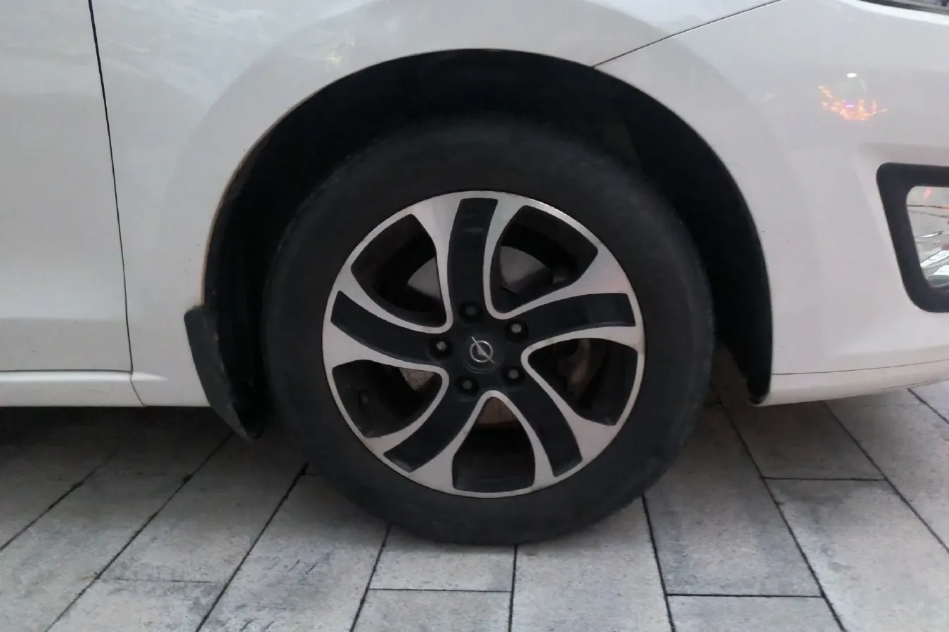 2016 HaiMa Family 1.6L 125HP L4 6MT,autocango,china used car exporter,china ev exporter,chinese used car exporter,chinese used ev exporter