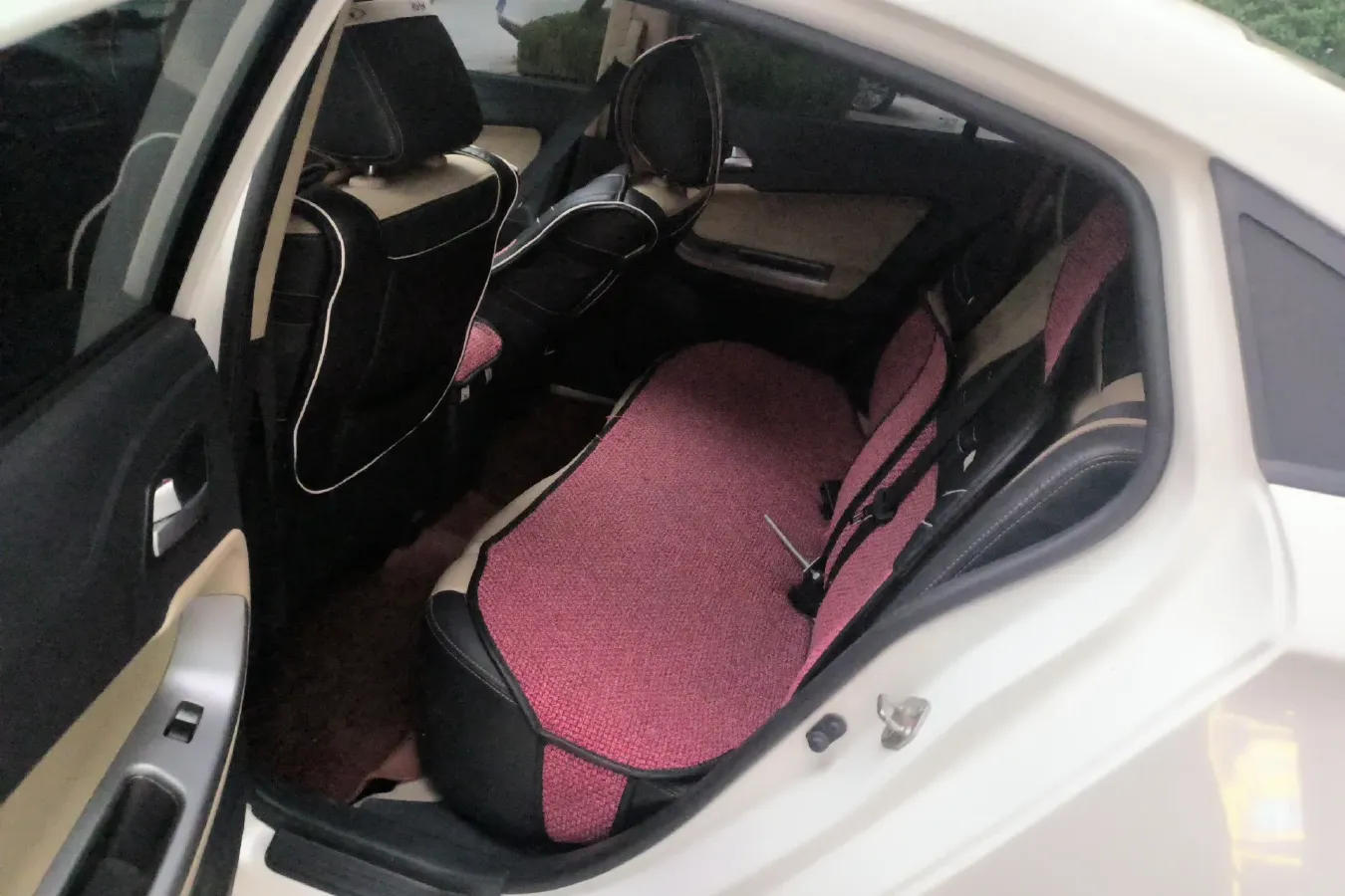 2016 HaiMa Family 1.6L 125HP L4 6MT,autocango,china used car exporter,china ev exporter,chinese used car exporter,chinese used ev exporter