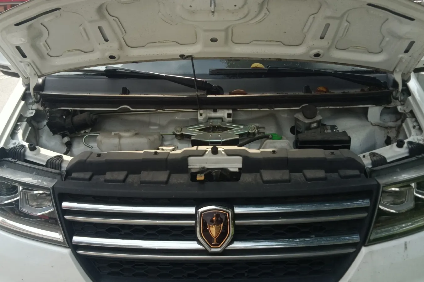 2021 JinBei New Sea Lion S 1.5L 102HP L4 5MT,autocango,china used car exporter,china ev exporter,chinese used car exporter,chinese used ev exporter