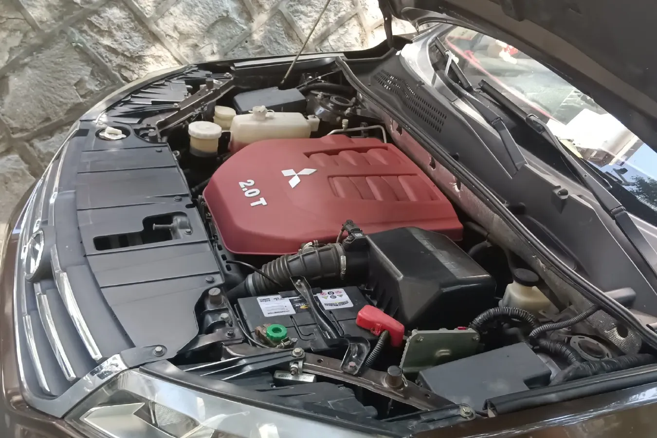 2014 Landwind X5 2.0T 190HP L4 8AT,autocango,china used car exporter,china ev exporter,chinese used car exporter,chinese used ev exporter