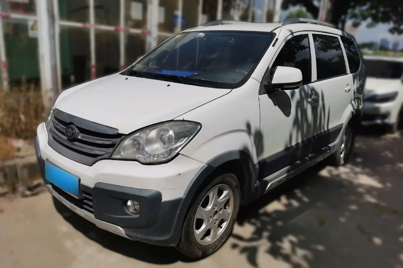 2013 FAW Senia S80 1.5L 109HP L4 5MT,autocango,china used car exporter,china ev exporter,chinese used car exporter,chinese used ev exporter