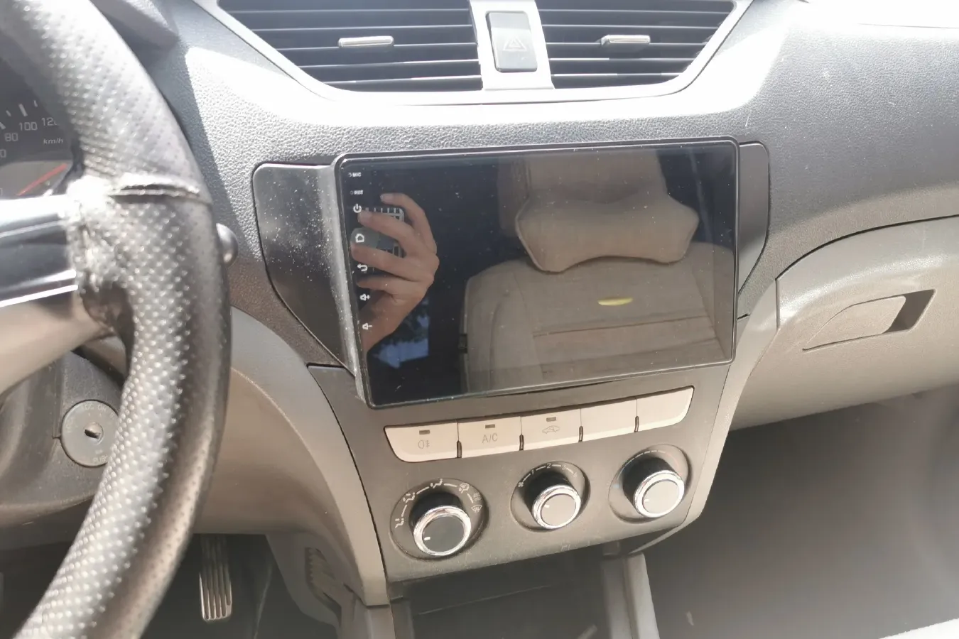 2013 FAW Senia S80 1.5L 109HP L4 5MT,autocango,china used car exporter,china ev exporter,chinese used car exporter,chinese used ev exporter