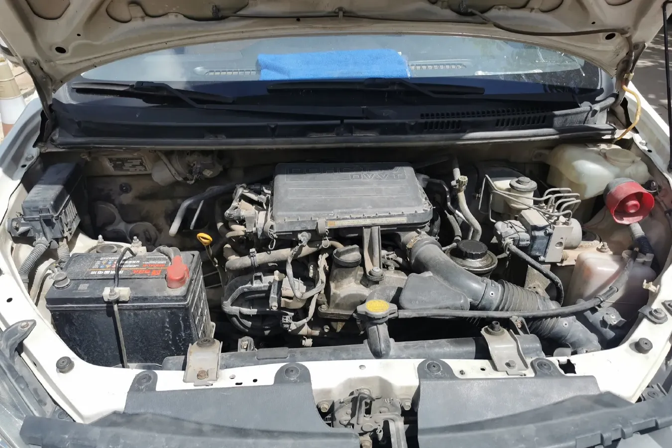 2013 FAW Senia S80 1.5L 109HP L4 5MT,autocango,china used car exporter,china ev exporter,chinese used car exporter,chinese used ev exporter