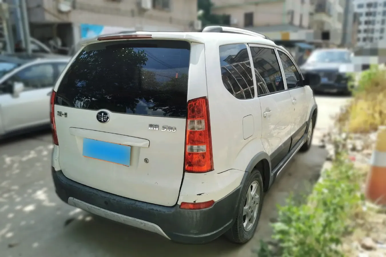 2013 FAW Senia S80 1.5L 109HP L4 5MT,autocango,china used car exporter,china ev exporter,chinese used car exporter,chinese used ev exporter