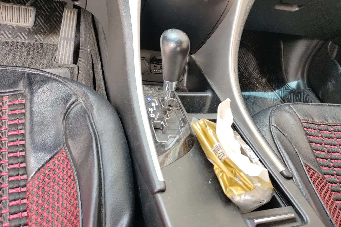 2013 Hyundai Sonata 2.0L 162HP L4 6AT,autocango,china used car exporter,china ev exporter,chinese used car exporter,chinese used ev exporter