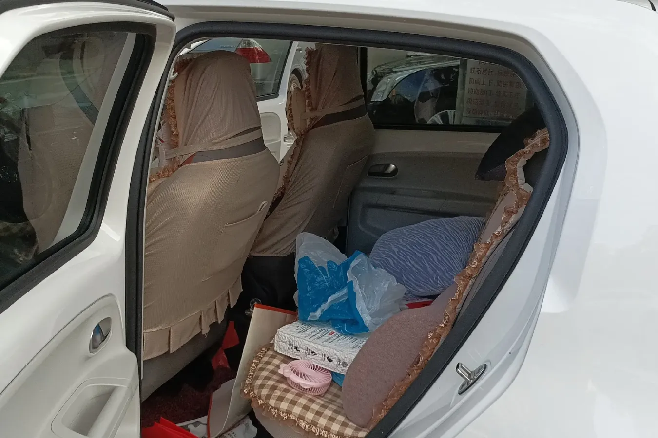 2015 Volkswagen up! 1.0L 75HP L3 5AMT,autocango,china used car exporter,china ev exporter,chinese used car exporter,chinese used ev exporter