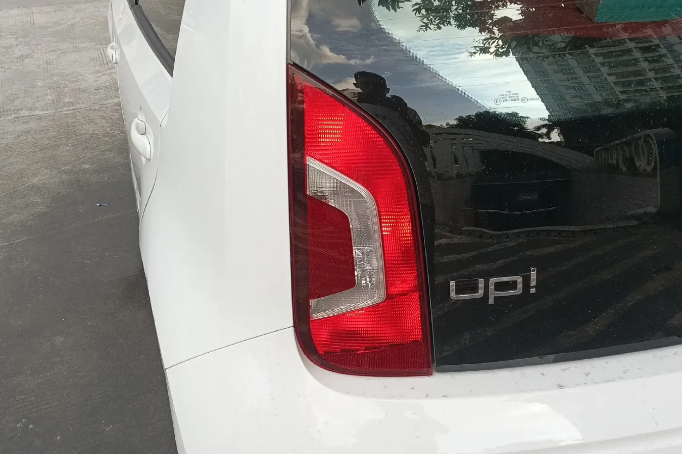 2015 Volkswagen up! 1.0L 75HP L3 5AMT,autocango,china used car exporter,china ev exporter,chinese used car exporter,chinese used ev exporter