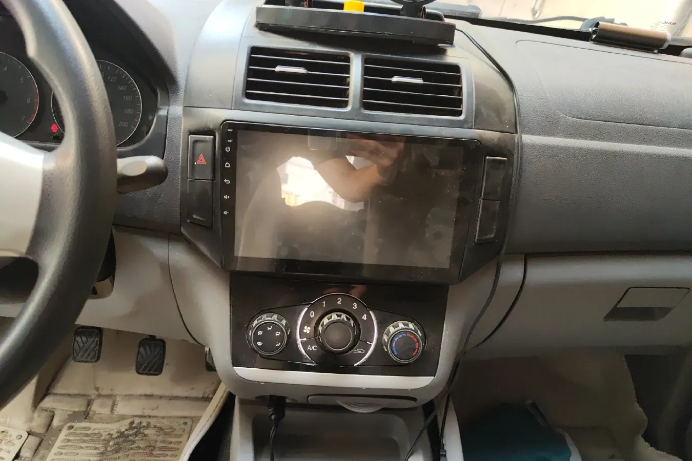 2014 BAIC WeiWang M20 1.5L 102HP L4 5MT,autocango,china used car exporter,china ev exporter,chinese used car exporter,chinese used ev exporter