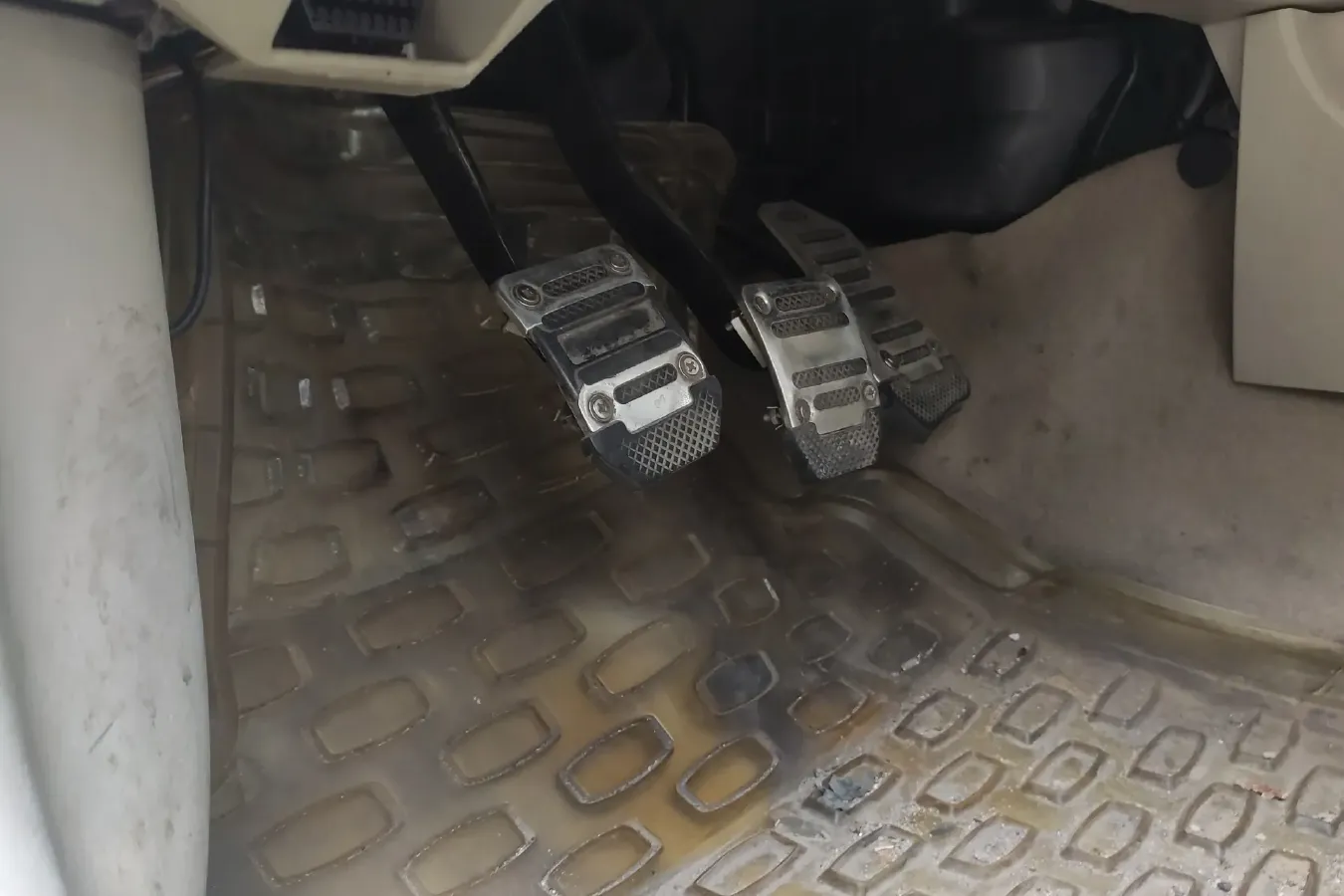 2011 BYD G3 1.5L 107HP L4 5MT,autocango,china used car exporter,china ev exporter,chinese used car exporter,chinese used ev exporter