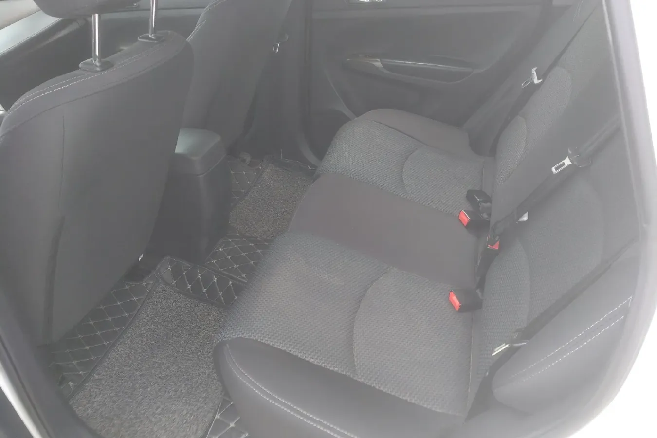 2016 HaiMa M3 1.5L 112HP L4 CVT,autocango,china used car exporter,china ev exporter,chinese used car exporter,chinese used ev exporter