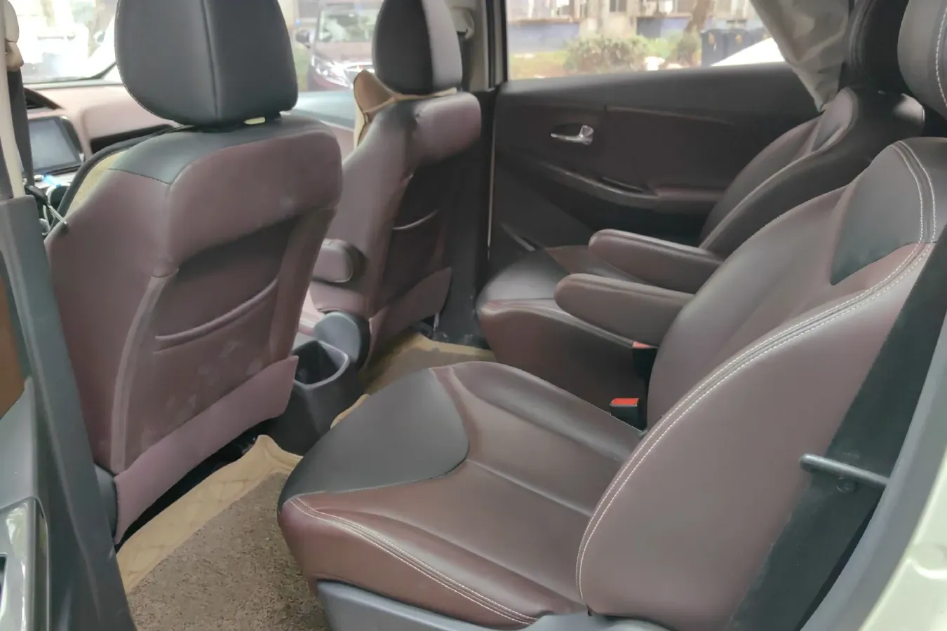 2019 Venucia M50V 1.6L 124HP L4 CVT,autocango,china used car exporter,china ev exporter,chinese used car exporter,chinese used ev exporter