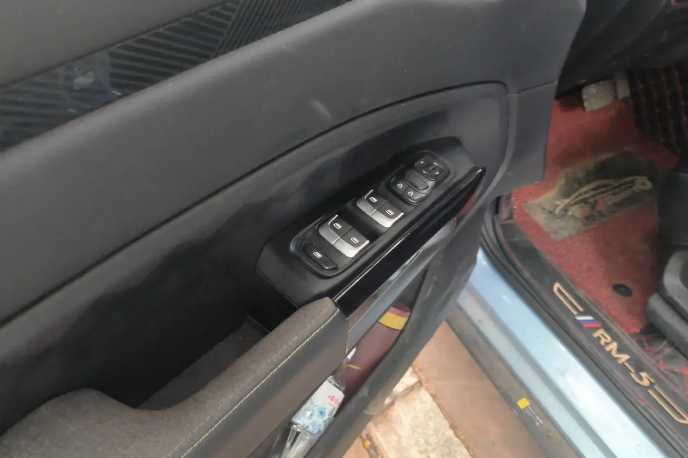 2019 BaoJun RM-5 1.5L 99HP L4 CVT,autocango,china used car exporter,china ev exporter,chinese used car exporter,chinese used ev exporter