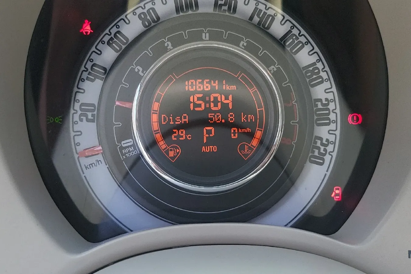 2011 Fiat 500 1.4L 101HP L4 6AT,autocango,china used car exporter,china ev exporter,chinese used car exporter,chinese used ev exporter