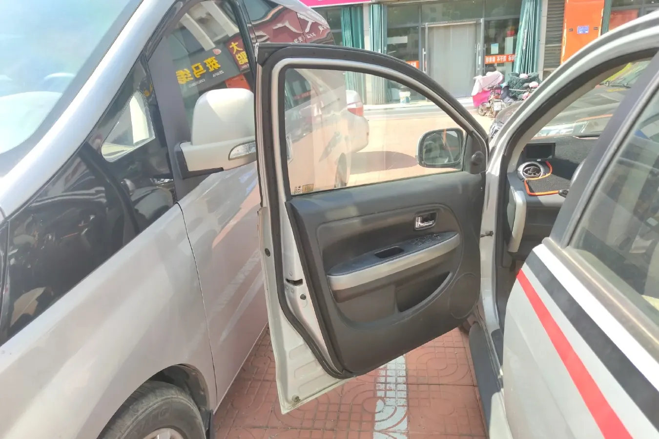 2011 Great Wall Florid 1.5L 106HP L4 5MT,autocango,china used car exporter,china ev exporter,chinese used car exporter,chinese used ev exporter