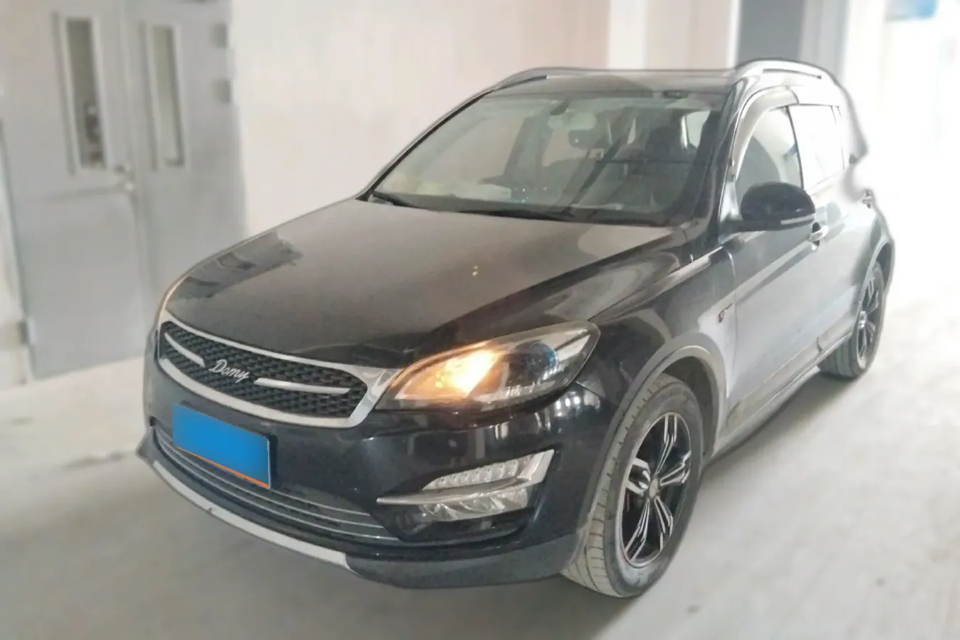 2017 Zotye Damy X5 1.5T 150HP L4 5MT,autocango,china used car exporter,china ev exporter,chinese used car exporter,chinese used ev exporter