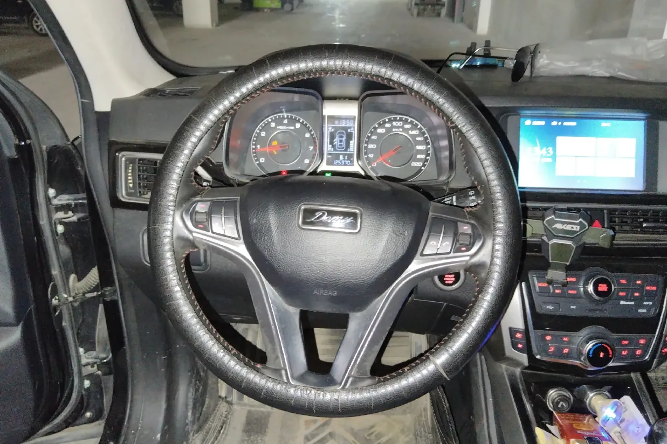 2017 Zotye Damy X5 1.5T 150HP L4 5MT,autocango,china used car exporter,china ev exporter,chinese used car exporter,chinese used ev exporter