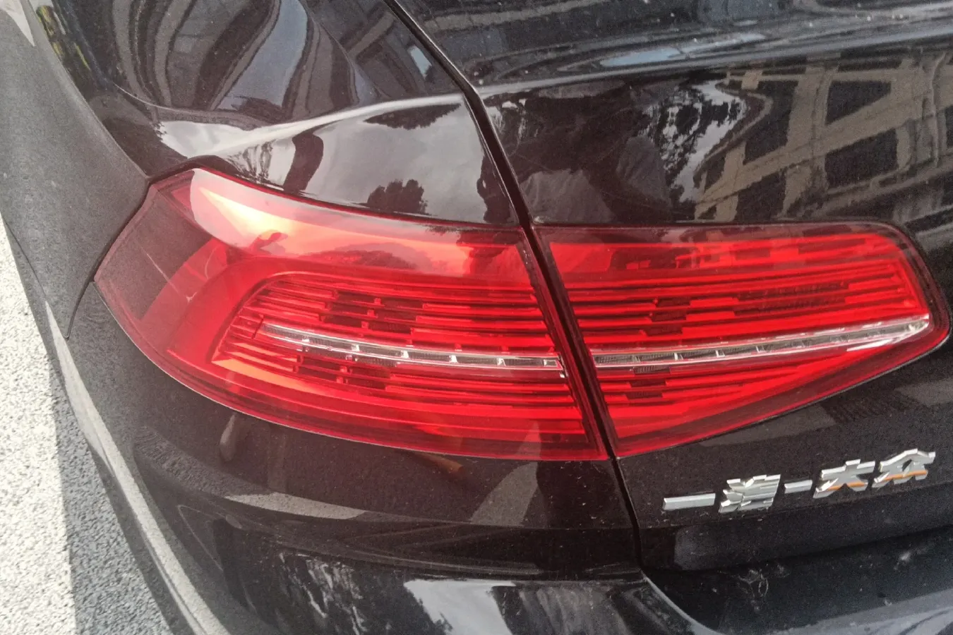 2019 Volkswagen Magotan 2.0T 186HP L4 7DCT,autocango,china used car exporter,china ev exporter,chinese used car exporter,chinese used ev exporter