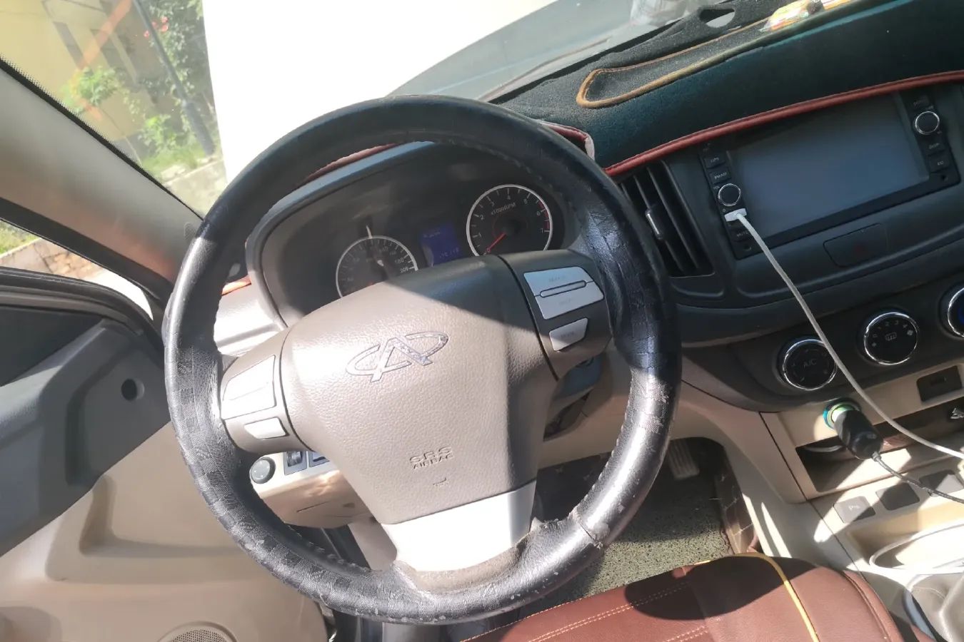 2011 Chery E5 1.5L 109HP L4 5MT,autocango,china used car exporter,china ev exporter,chinese used car exporter,chinese used ev exporter