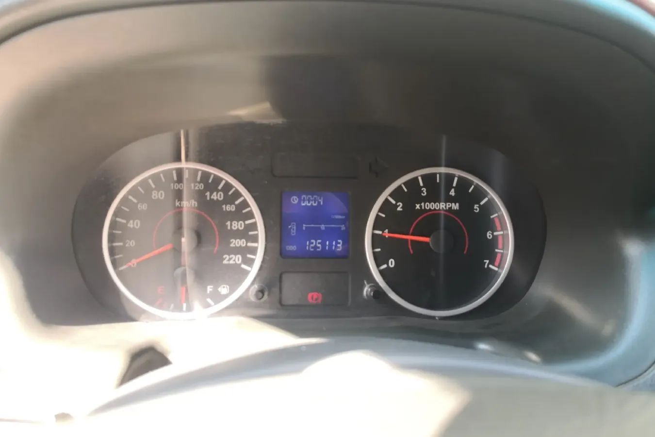 2011 Chery E5 1.5L 109HP L4 5MT,autocango,china used car exporter,china ev exporter,chinese used car exporter,chinese used ev exporter