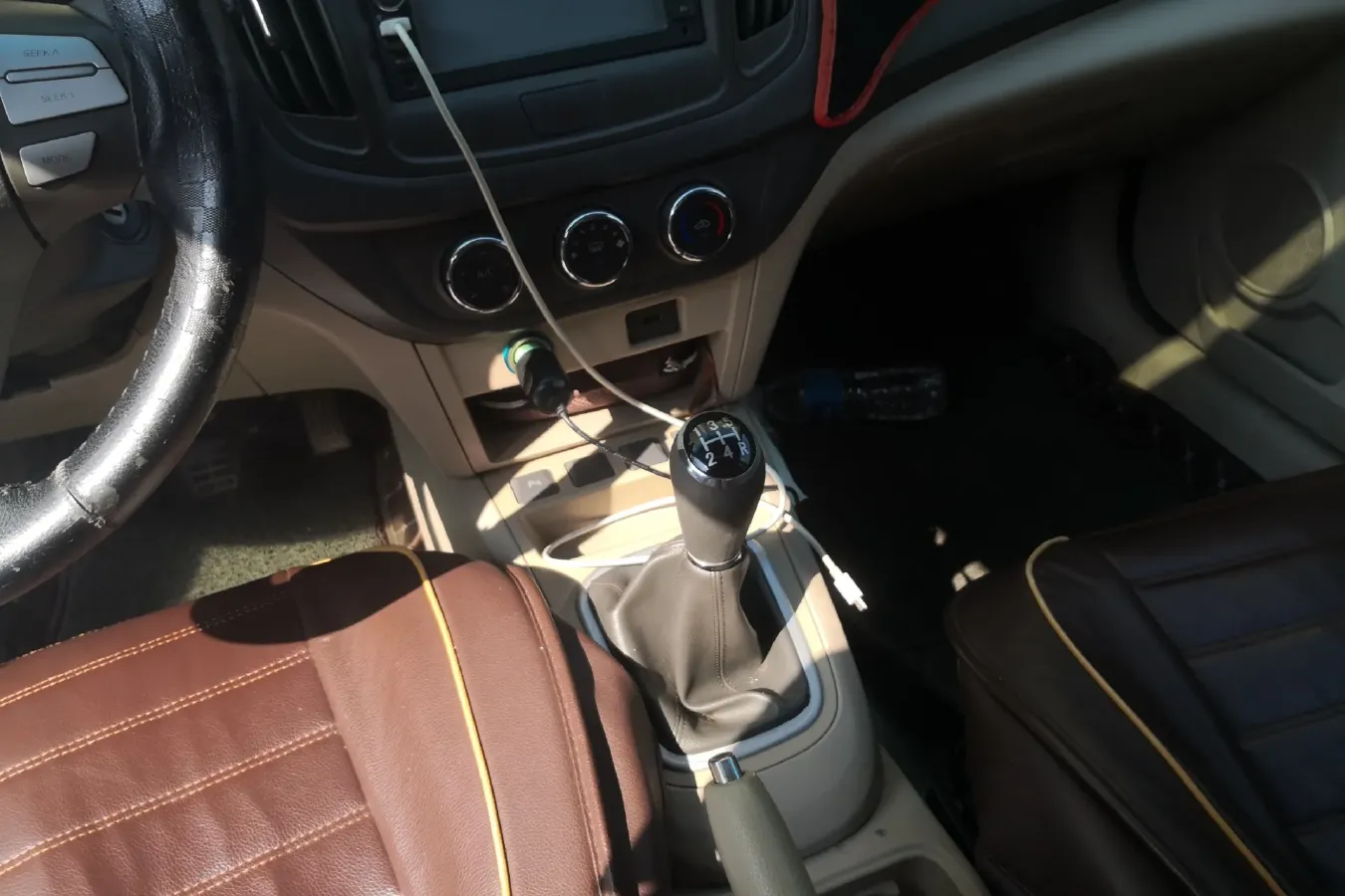 2011 Chery E5 1.5L 109HP L4 5MT,autocango,china used car exporter,china ev exporter,chinese used car exporter,chinese used ev exporter