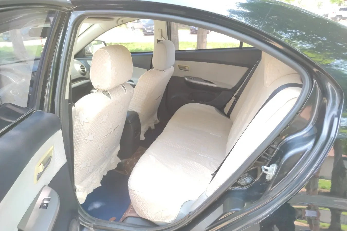 2011 HaiMa Family 1.6L 120HP L4 5MT,autocango,china used car exporter,china ev exporter,chinese used car exporter,chinese used ev exporter