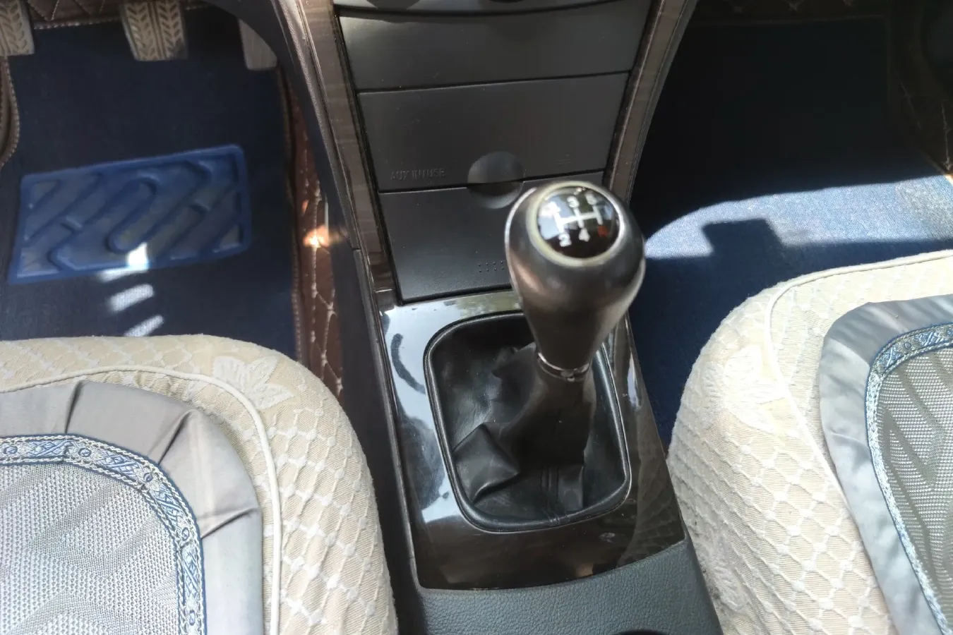 2011 HaiMa Family 1.6L 120HP L4 5MT,autocango,china used car exporter,china ev exporter,chinese used car exporter,chinese used ev exporter