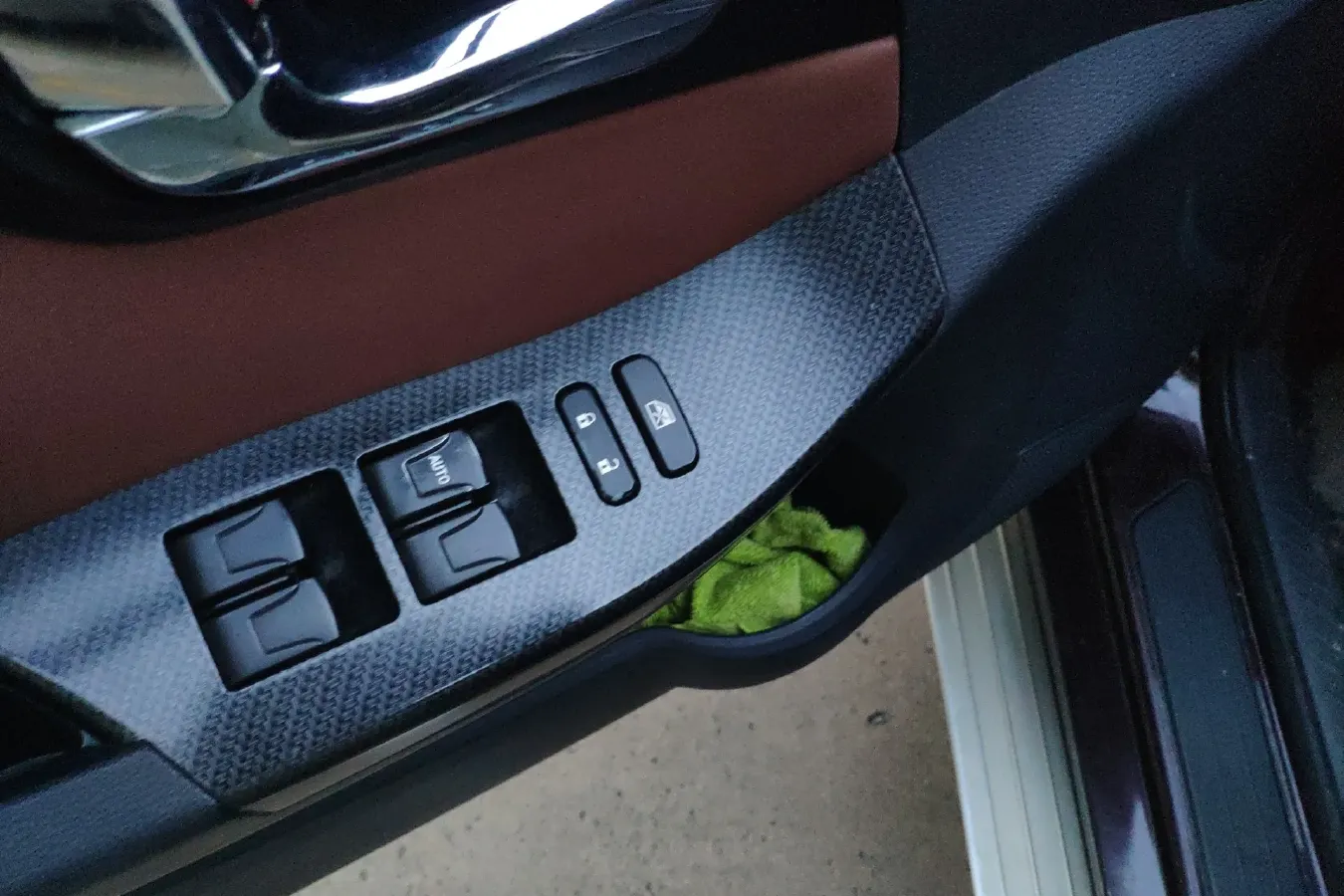 2013 HaiMa S7 2.0L 150HP L4 5AT,autocango,china used car exporter,china ev exporter,chinese used car exporter,chinese used ev exporter