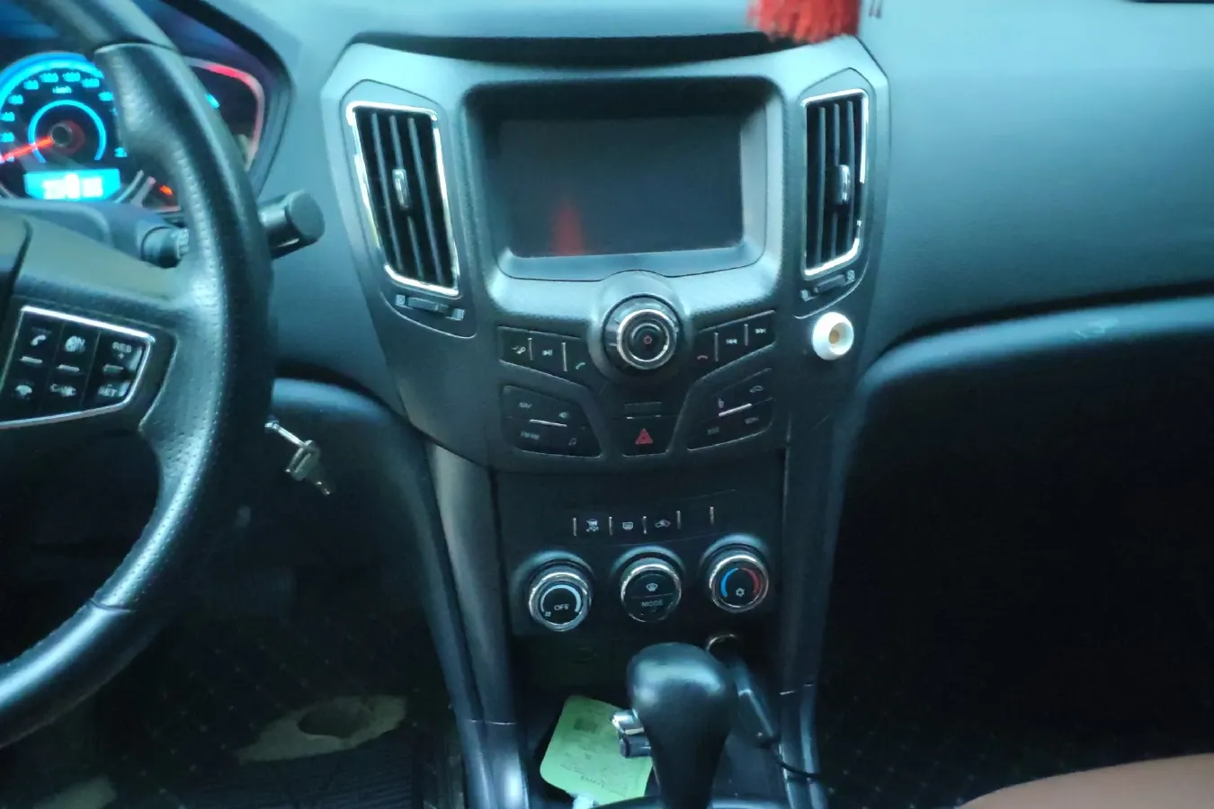 2013 HaiMa S7 2.0L 150HP L4 5AT,autocango,china used car exporter,china ev exporter,chinese used car exporter,chinese used ev exporter