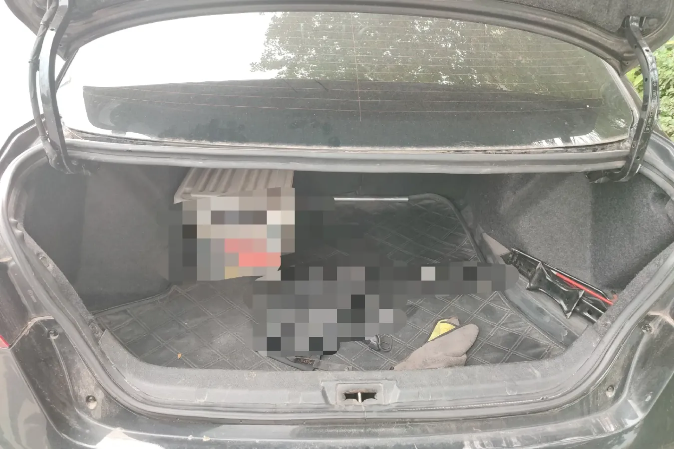 2014 Zotye Z300 1.5L 113HP L4 5MT,autocango,china used car exporter,china ev exporter,chinese used car exporter,chinese used ev exporter