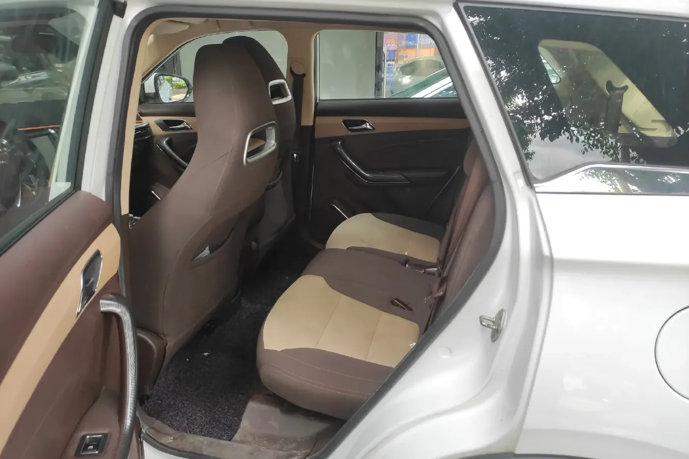 2018 Leopaard CS9 1.5T 150HP L4 CVT,autocango,china used car exporter,china ev exporter,chinese used car exporter,chinese used ev exporter