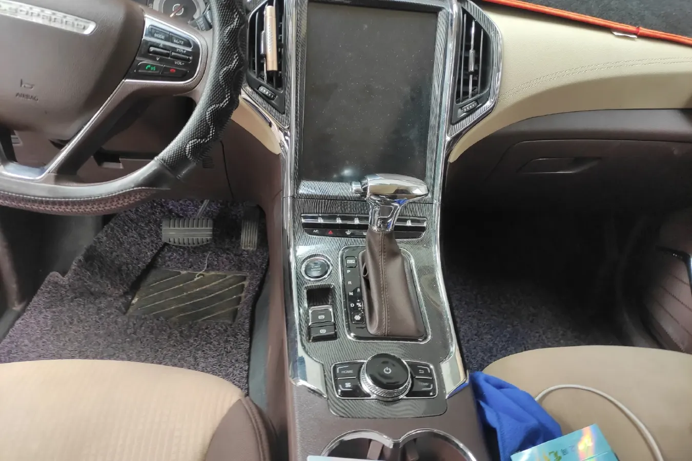 2018 Leopaard CS9 1.5T 150HP L4 CVT,autocango,china used car exporter,china ev exporter,chinese used car exporter,chinese used ev exporter