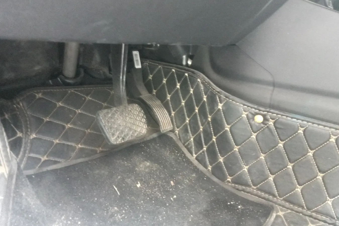 2020 Geely Azkarra 1.8T 184HP L4 7DCT,autocango,china used car exporter,china ev exporter,chinese used car exporter,chinese used ev exporter