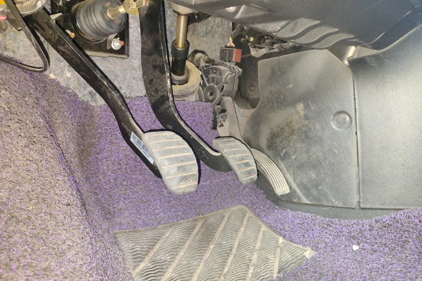 2014 BYD S6 2.0L 140HP L4 5MT,autocango,china used car exporter,china ev exporter,chinese used car exporter,chinese used ev exporter