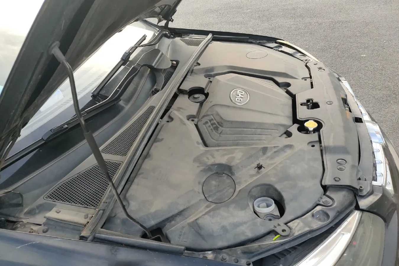 2014 BYD S6 2.0L 140HP L4 5MT,autocango,china used car exporter,china ev exporter,chinese used car exporter,chinese used ev exporter