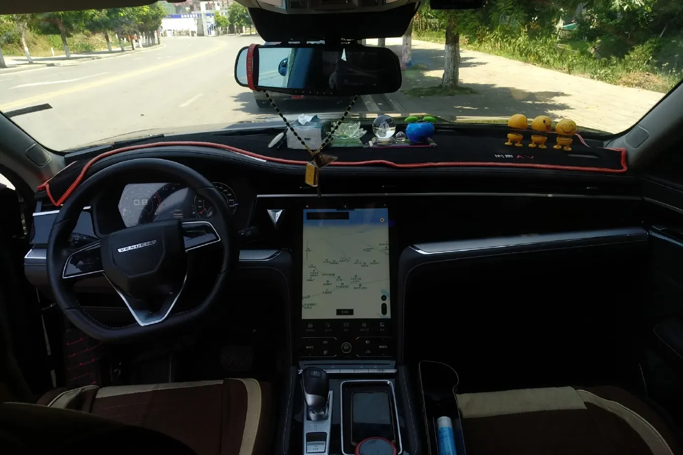 2020 Venucia Star 1.5T 190HP L4 7DCT,autocango,china used car exporter,china ev exporter,chinese used car exporter,chinese used ev exporter