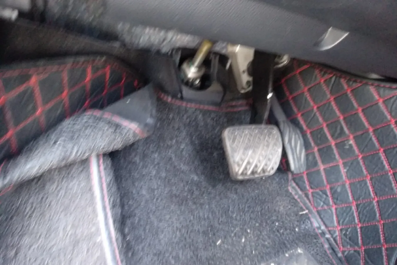 2020 Venucia Star 1.5T 190HP L4 7DCT,autocango,china used car exporter,china ev exporter,chinese used car exporter,chinese used ev exporter