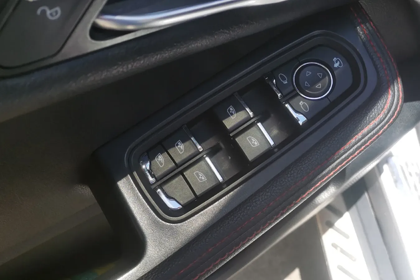 2015 Zotye Damy X5 1.5T 150HP L4 CVT,autocango,china used car exporter,china ev exporter,chinese used car exporter,chinese used ev exporter