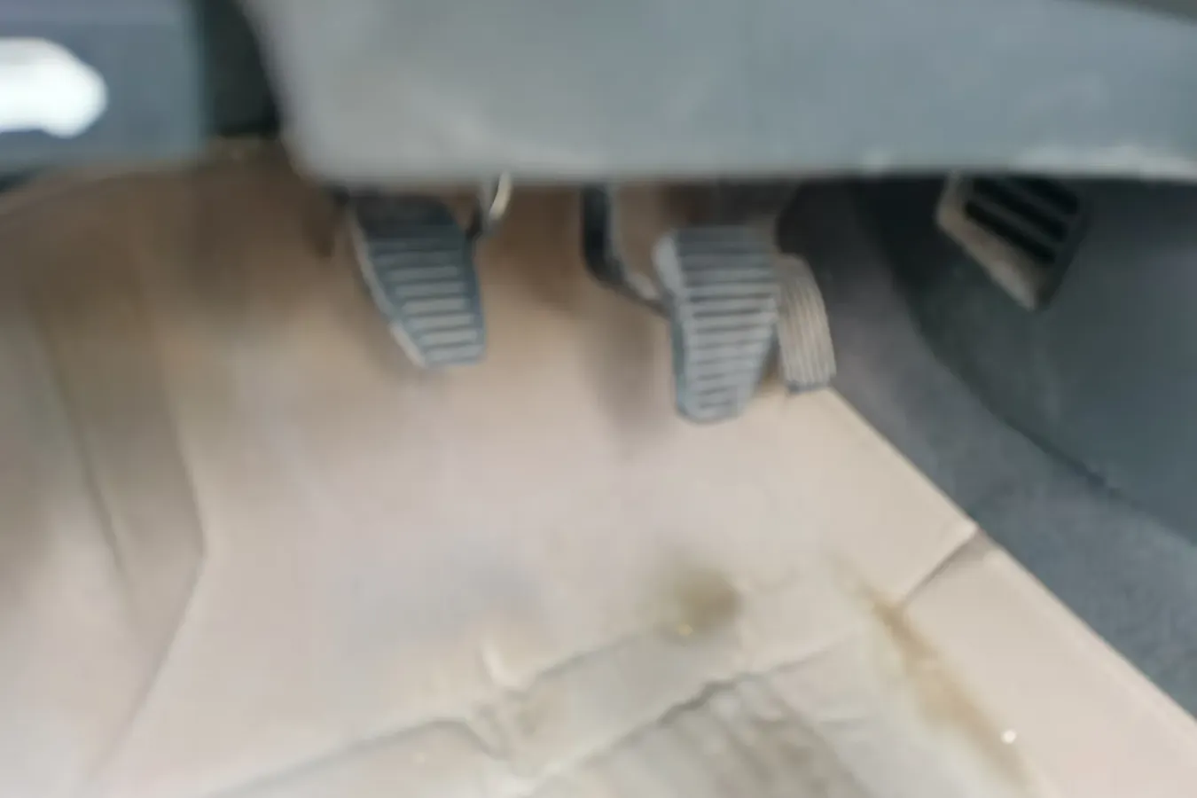 2012 DongFeng Aeolus H30 1.6L 106HP L4 5MT,autocango,china used car exporter,china ev exporter,chinese used car exporter,chinese used ev exporter