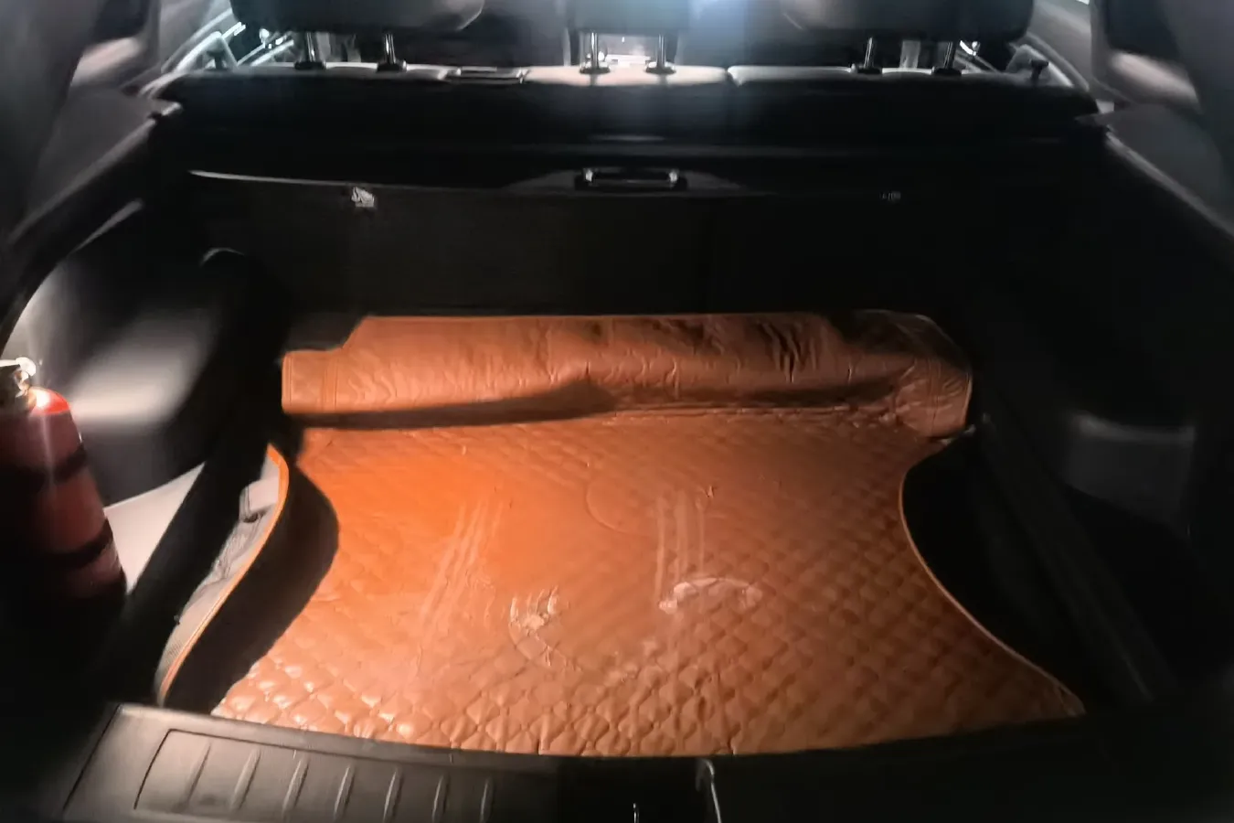 2020 Venucia Star 1.5T 190HP L4 7DCT,autocango,china used car exporter,china ev exporter,chinese used car exporter,chinese used ev exporter