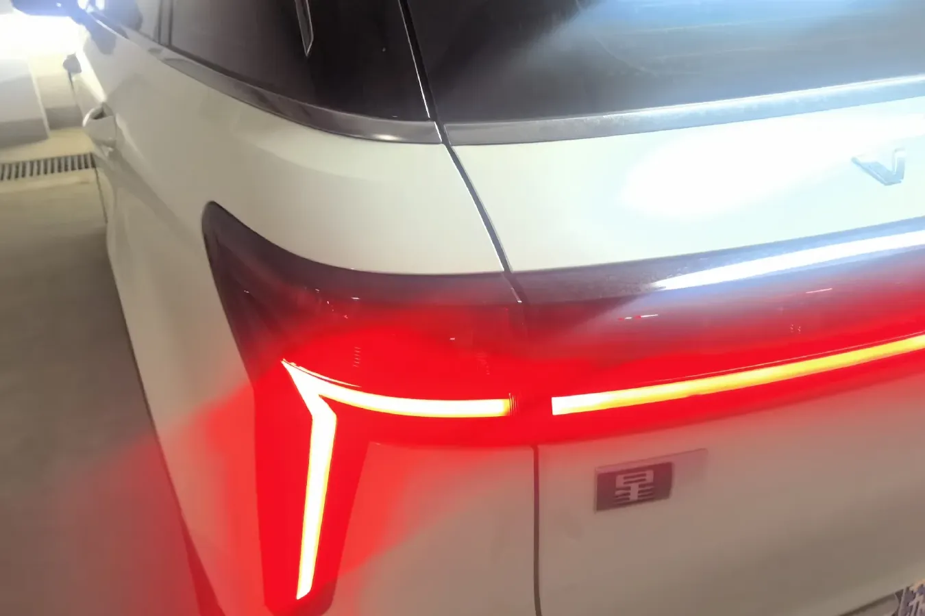 2020 Venucia Star 1.5T 190HP L4 7DCT,autocango,china used car exporter,china ev exporter,chinese used car exporter,chinese used ev exporter