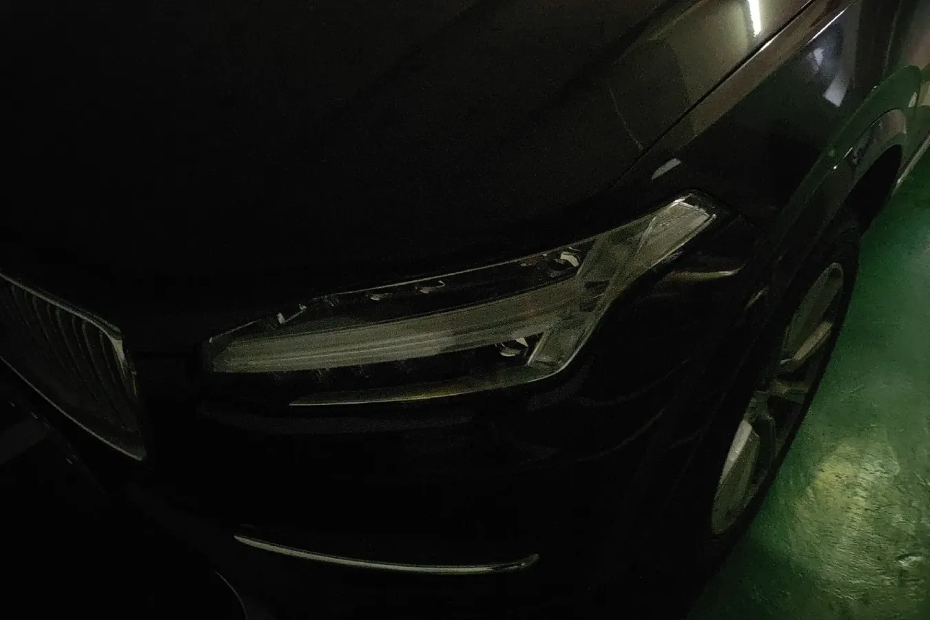 2017 Volvo XC90 2.0T 320HP L4 8AT,autocango,china used car exporter,china ev exporter,chinese used car exporter,chinese used ev exporter