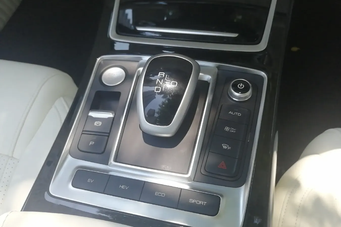 2021 SONGSAN MOTORS SS DOLPHIN 1.5T 160HP L4 6DCT PHEV 16KWH,autocango,china used car exporter,china ev exporter,chinese used car exporter,chinese used ev exporter