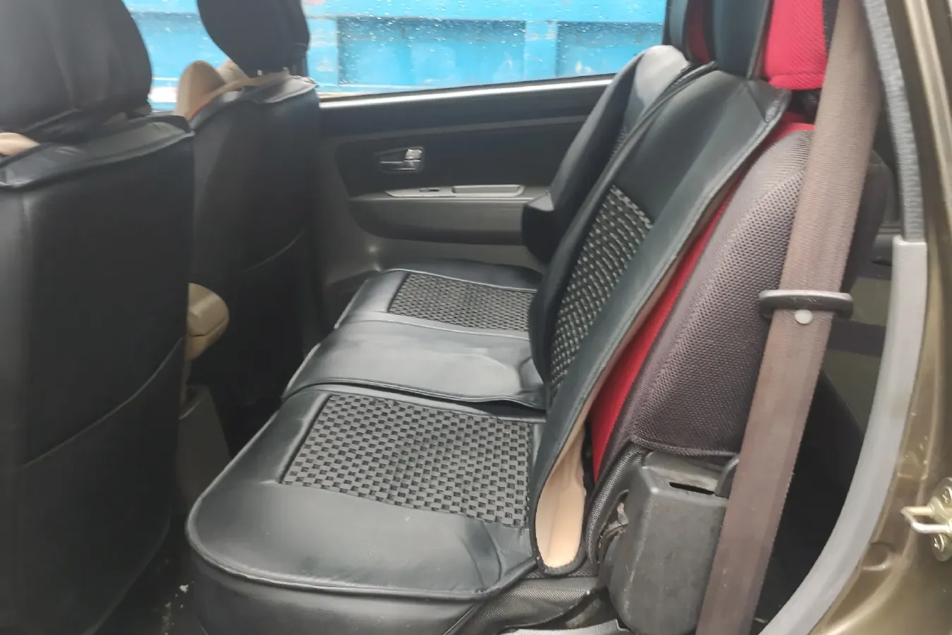 2013 FAW Senia S80 1.5L 109HP L4 5MT,autocango,china used car exporter,china ev exporter,chinese used car exporter,chinese used ev exporter