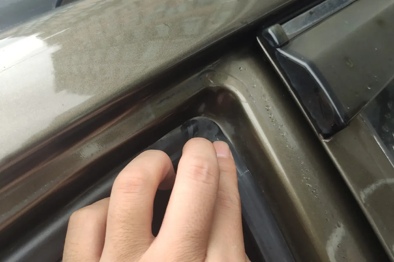 2013 FAW Senia S80 1.5L 109HP L4 5MT,autocango,china used car exporter,china ev exporter,chinese used car exporter,chinese used ev exporter