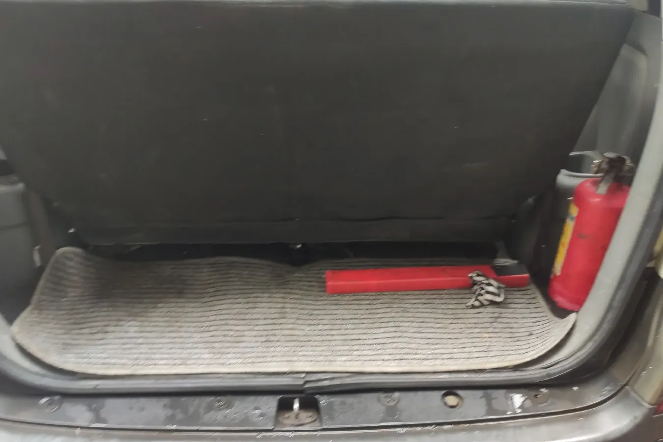 2013 FAW Senia S80 1.5L 109HP L4 5MT,autocango,china used car exporter,china ev exporter,chinese used car exporter,chinese used ev exporter