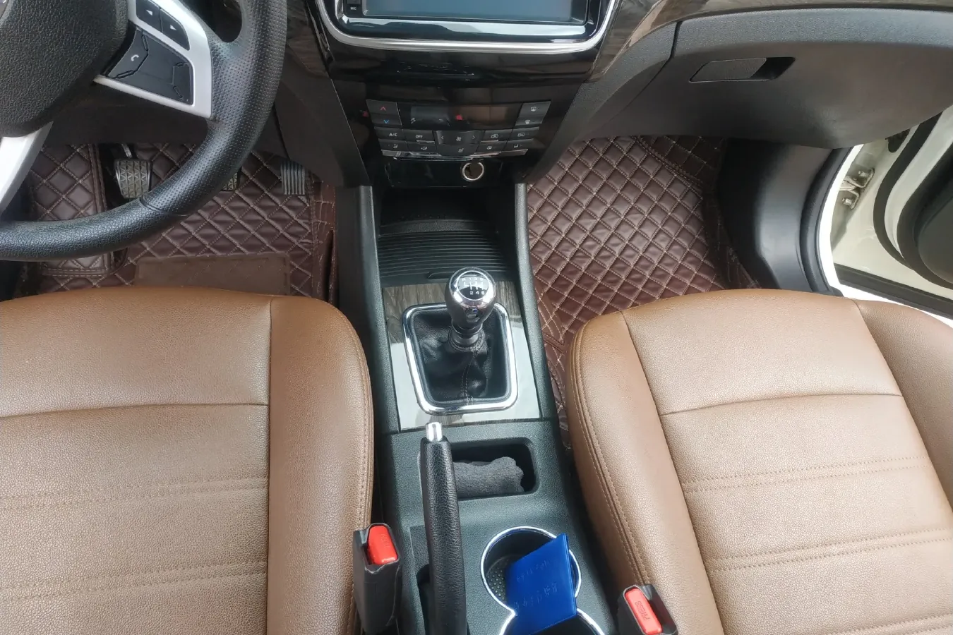 2016 BAIC WeiWang S50 1.5T 150HP L4 6MT,autocango,china used car exporter,china ev exporter,chinese used car exporter,chinese used ev exporter