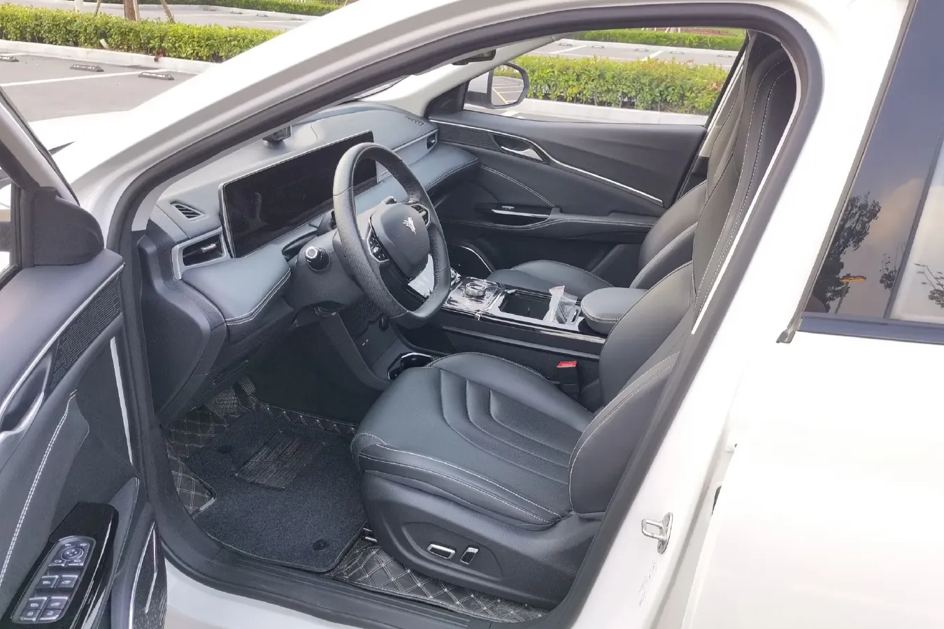 2021 Neta U BEV,autocango,china used car exporter,china ev exporter,chinese used car exporter,chinese used ev exporter