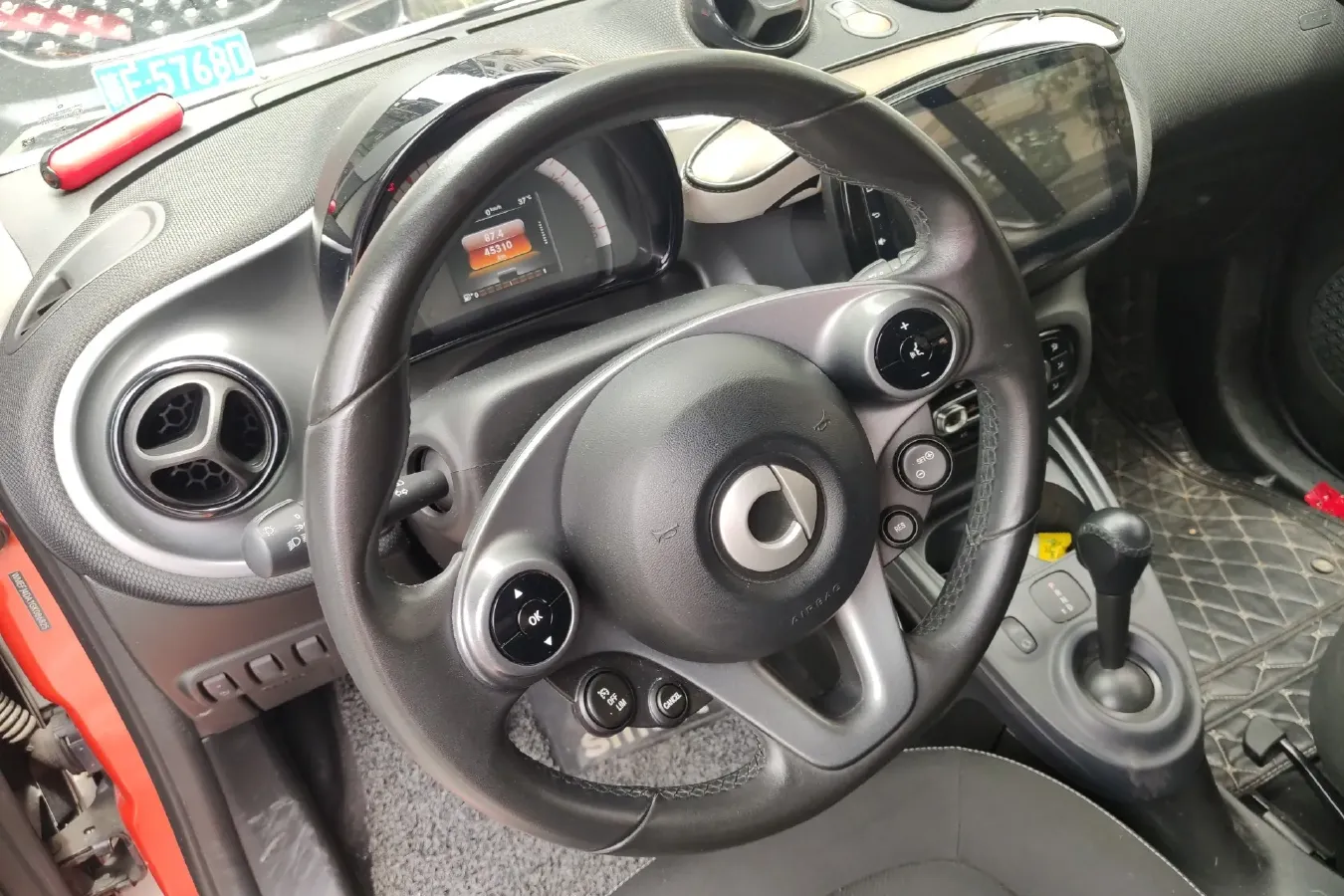 2015 Smart smart fortwo 1.0L 71HP L3 6DCT,autocango,china used car exporter,china ev exporter,chinese used car exporter,chinese used ev exporter