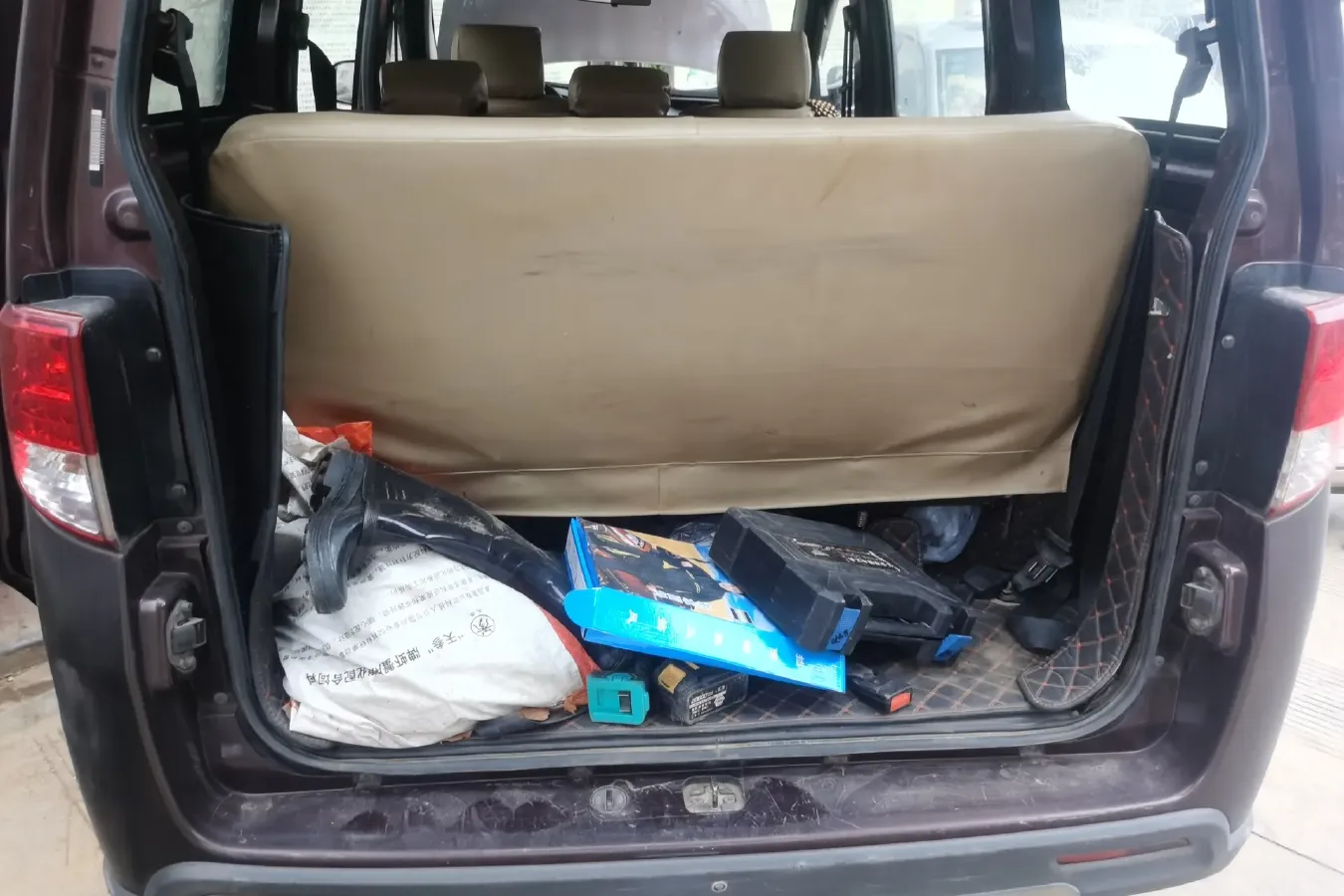 2014 ChangAn Kaicene Honor S 1.5L 106HP L4 5MT,autocango,china used car exporter,china ev exporter,chinese used car exporter,chinese used ev exporter