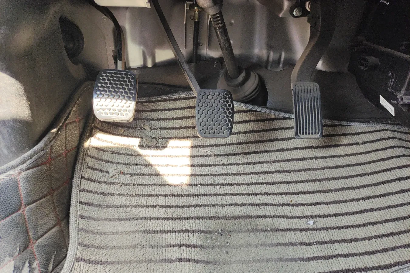 2019 JinBei T3 1.5L 102HP L4 5MT,autocango,china used car exporter,china ev exporter,chinese used car exporter,chinese used ev exporter